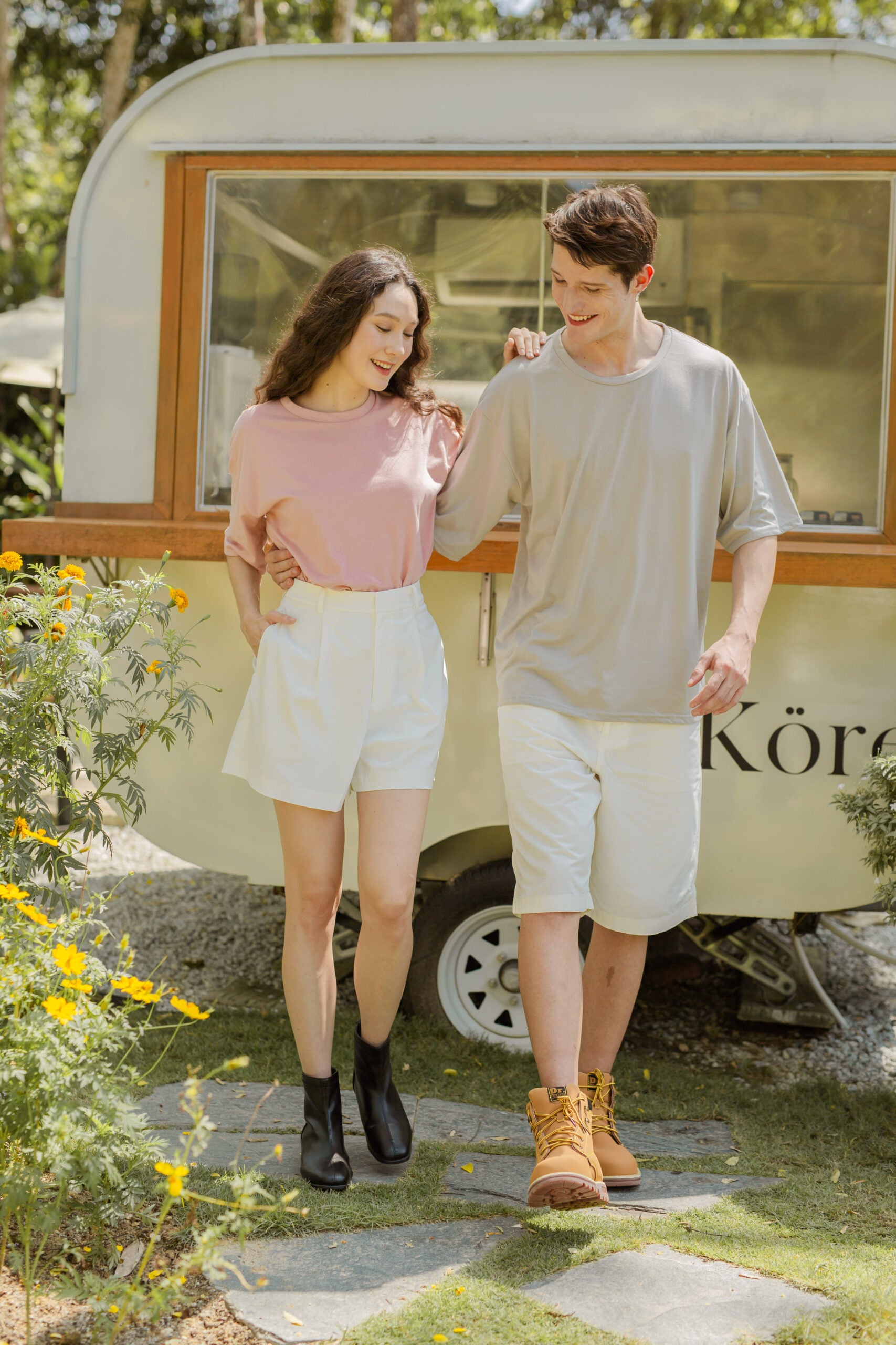 NHO DYNAMITE OVERSIZED CREW NECK T-SHIRT